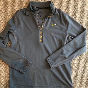Nike pullover